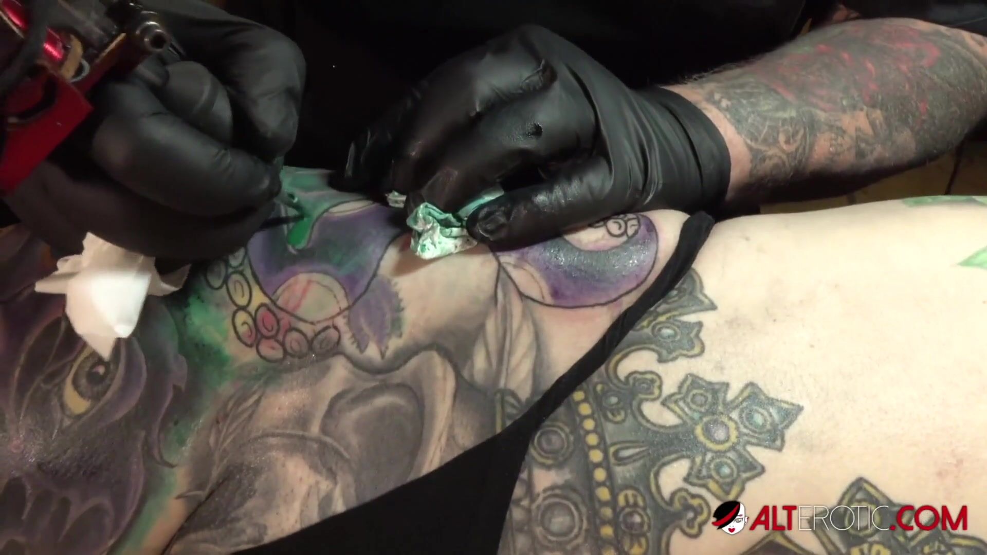 Marie Bossette Gets A Painful Tattoo On Her Leg FAPCAT